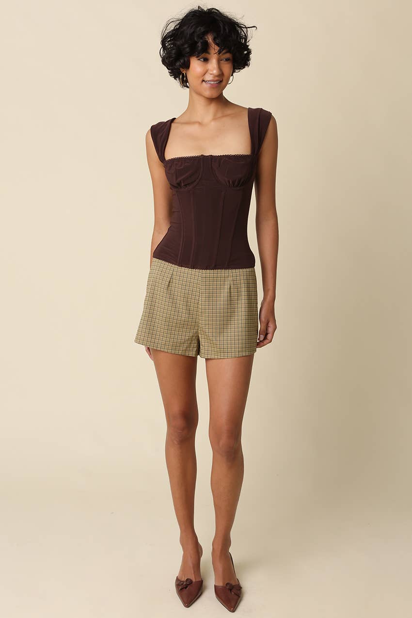 The Sculpted Top